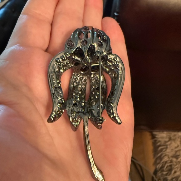 KJL Kenneth Jay Lane Black & Clear Crystal Flower Brooch – Statement Pin - Picture 6 of 6